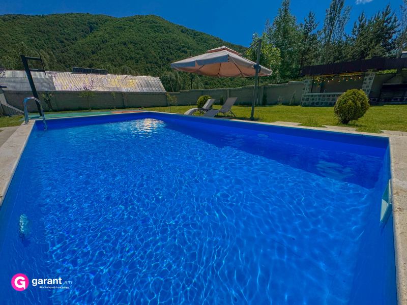 House with 4 bedrooms and pool, for 9 guests, 150 m²