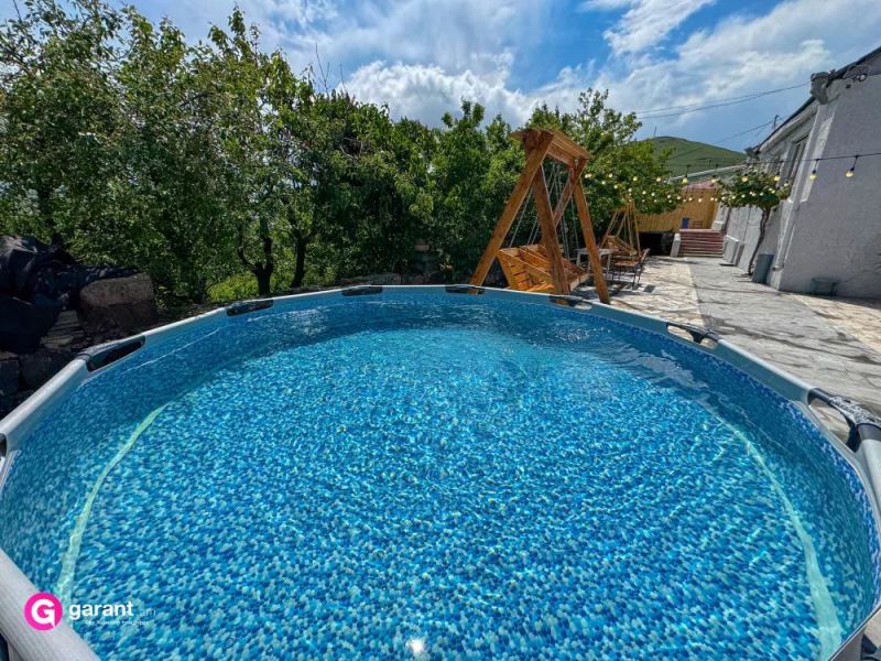 Տուն՝ 1 ննջասենյակով, 8 հյուրի համար, 2000 մ²