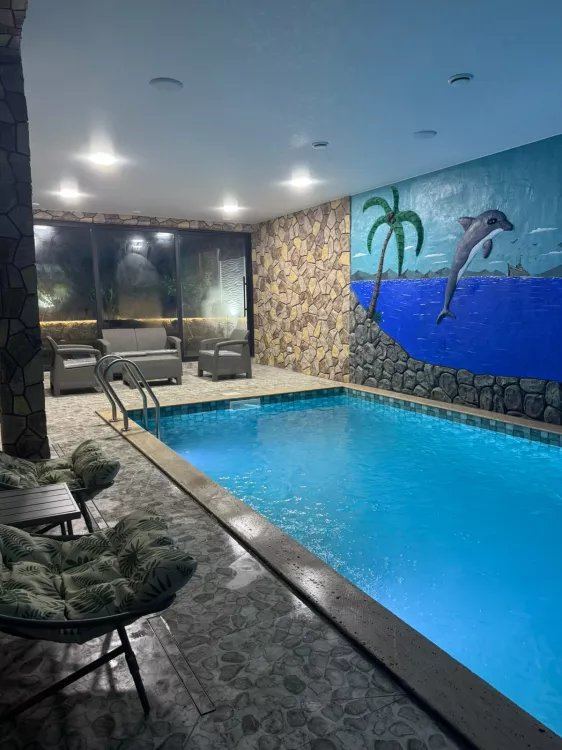 Event space with 4 bedrooms, for 12 guests, 700 m²