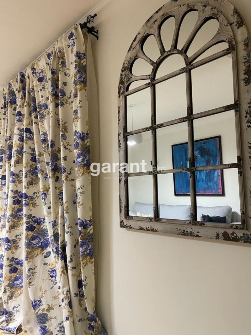 Տուն՝ 3 ննջասենյակով, 6 հյուրի համար, 180 մ²