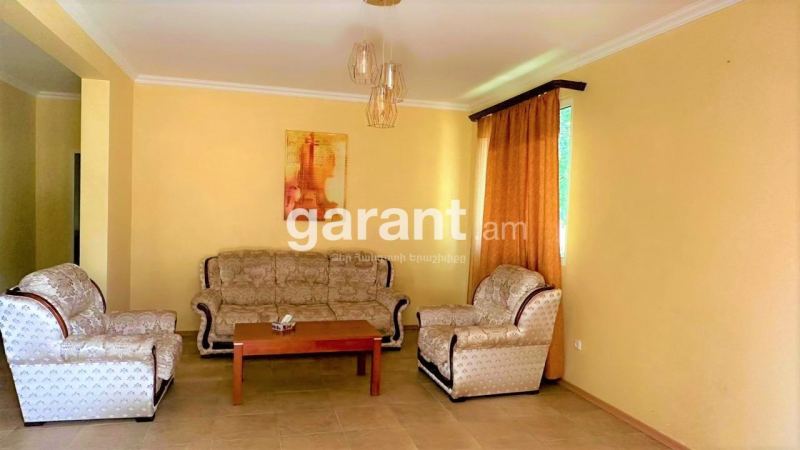 Քոթեջ՝ 2 ննջասենյակով, 7 հյուրի համար, 60 մ²