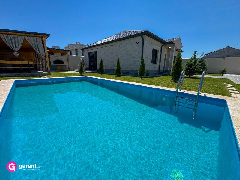 White Oasis Villa