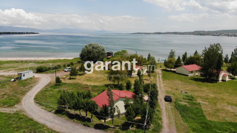 Քոթեջ՝ 2 ննջասենյակով, 6 հյուրի համար, 65 մ²