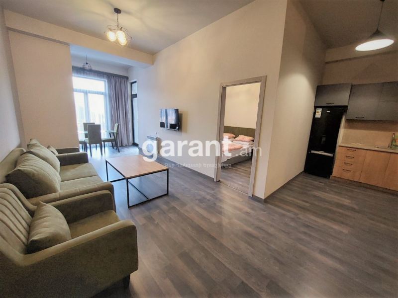Բնակարան՝ 1 ննջասենյակով, 4 հյուրի համար, 58 մ²